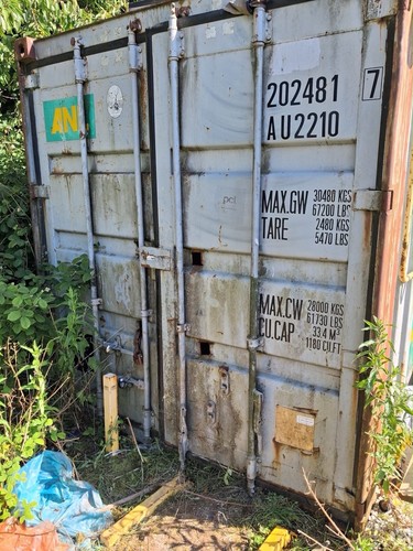 20ft 8ft shipping storage - 20ft, x